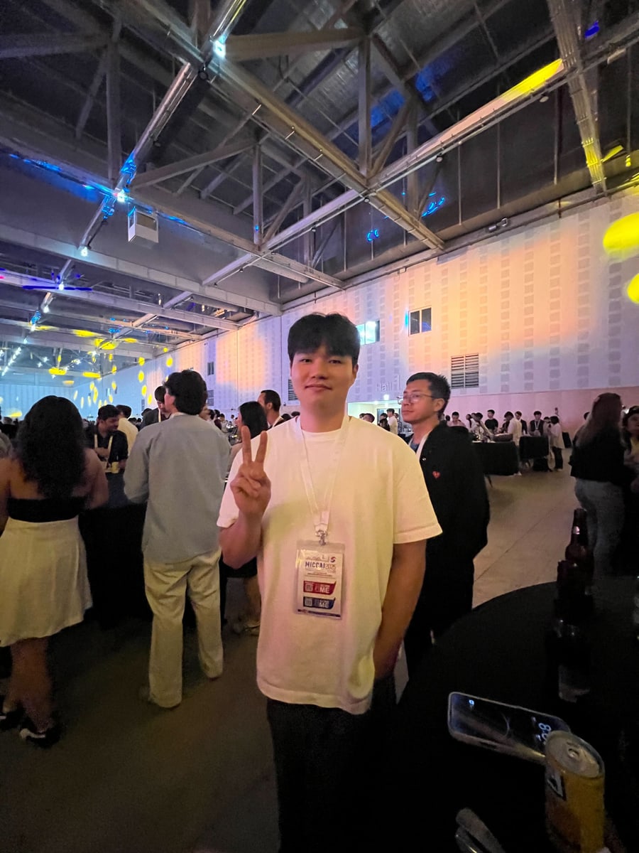 MICCAI 2025 (Junseok, Seungwoo) - MICCAI 2025 (Junseok, Seungwoo) - 사진 2 | System Software Lab, Korea University