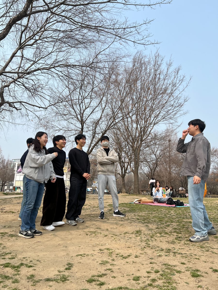 Hangang picnic (March 27, 2026) - Hangang picnic (March 27, 2026) - 사진 3 | System Software Lab, Korea University