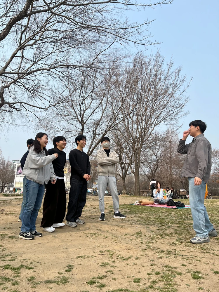 Hangang picnic (March 27, 2026) - Hangang picnic (March 27, 2026) - 사진 3 | System Software Lab, Korea University