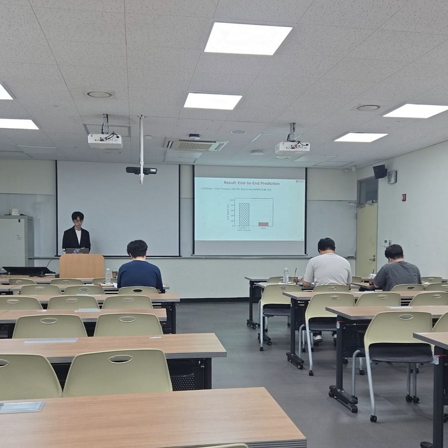 Jongin's Master's thesis defense (June 1, 2026) - Jongin's Master's thesis defense (June 1, 2026) - 사진 1 | System Software Lab, Korea University