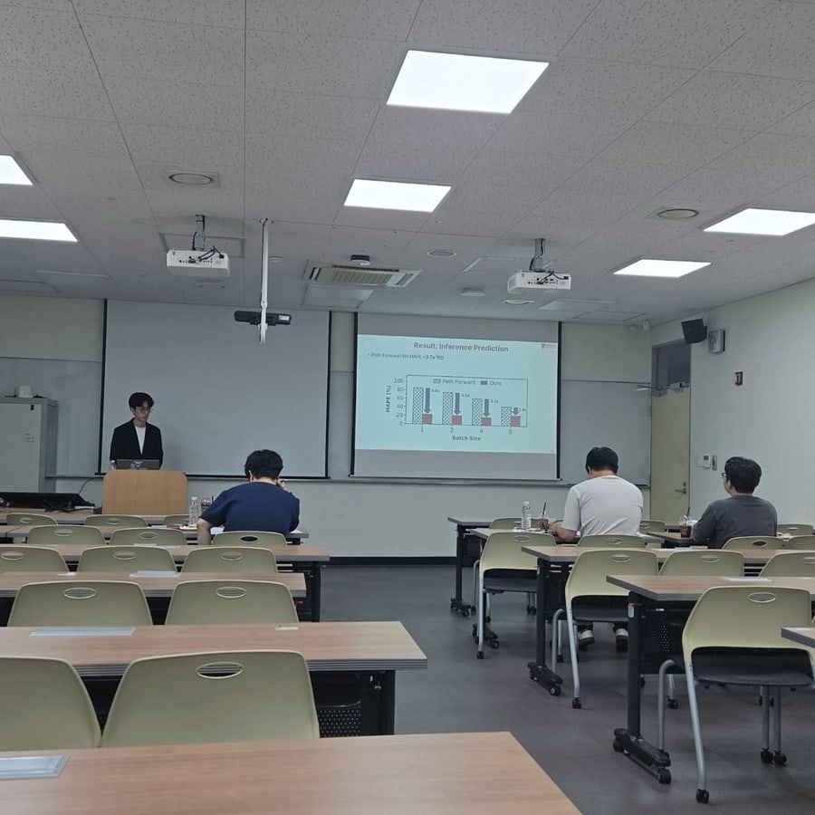 Jongin's Master's thesis defense (June 1, 2026) - Jongin's Master's thesis defense (June 1, 2026) - 사진 2 | System Software Lab, Korea University