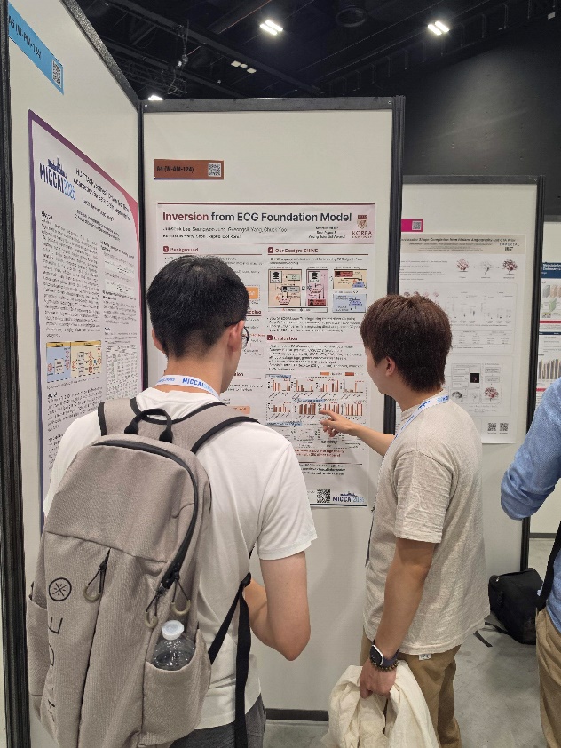 [MICCAI 2026] ECG Foundation Model 역변환 연구 발표와 Best Paper Shortlist 선정 후기 - 사진 2